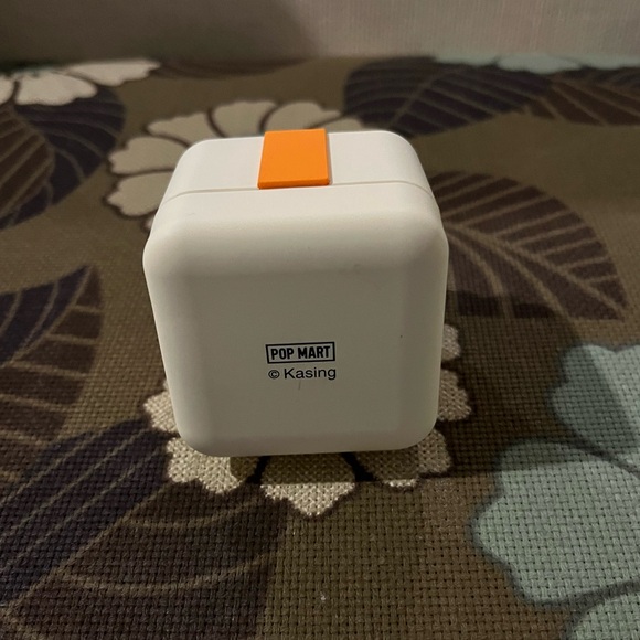 Labubu Romantic Ring Box - Picture 3 of 4